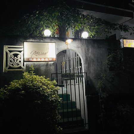 Ritz Inn Ella Kültér fotó